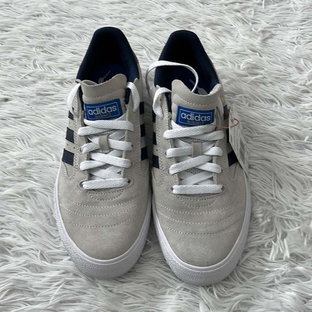 New Adidas Men’s Businetz Vulc II Skateboarding sneaker shoes cloud grey 7.5